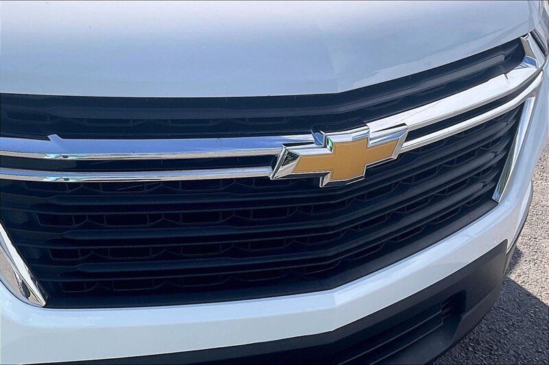 2023 Chevrolet Traverse LS - Photo 30 - Ponce, AL 00717