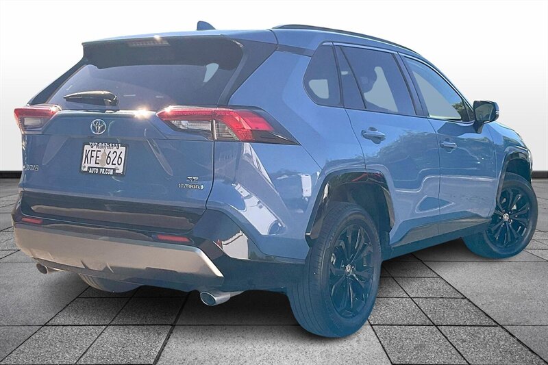 2023 Toyota RAV4 Hybrid SE - Photo 13 - Ponce, AL 00717