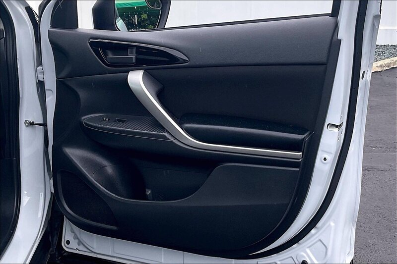 2023 Mitsubishi Eclipse Cross ES - Photo 24 - Ponce, AL 00717