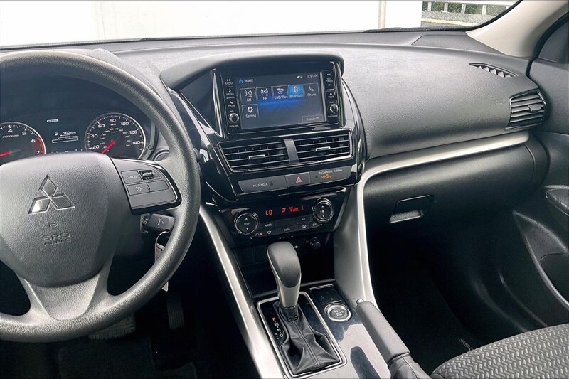 2023 Mitsubishi Eclipse Cross ES - Photo 6 - Ponce, AL 00717