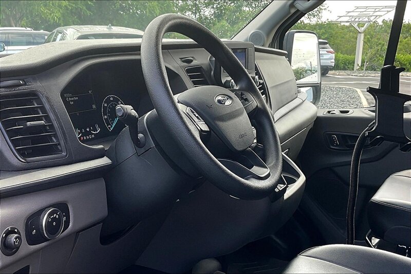 2024 Ford Transit 250 - Photo 14 - Ponce, AL 00717