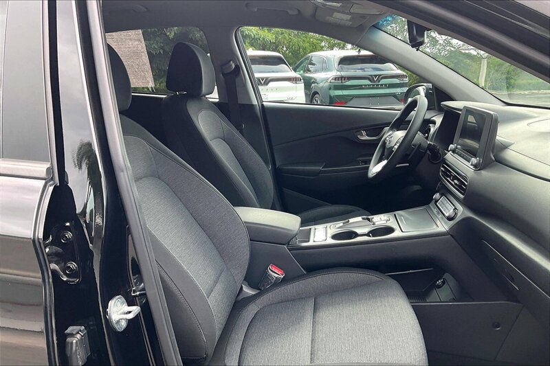 2023 Hyundai KONA Electric SE - Photo 7 - Ponce, AL 00717
