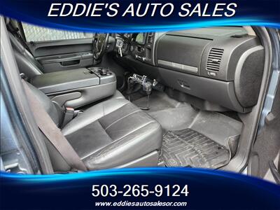 2012 GMC Sierra 3500 SLE   SUPER NICE TRUCK   - Photo 8 - Gresham, OR 97080
