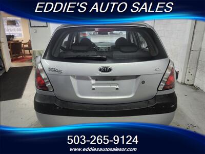 2006 Kia Rio5 SX (ONE OWNER 19K LOW MILES )   - Photo 4 - Gresham, OR 97080