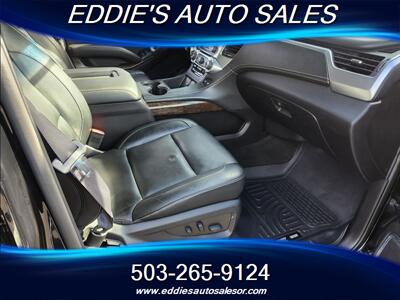2017 Chevrolet Tahoe LT (( GREAT CAR/FAX)) - Photo 12 - Gresham, OR 97080