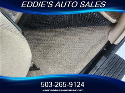 2000 Ford Ranger XLT  ((ONLY 19K))   - Photo 12 - Gresham, OR 97080