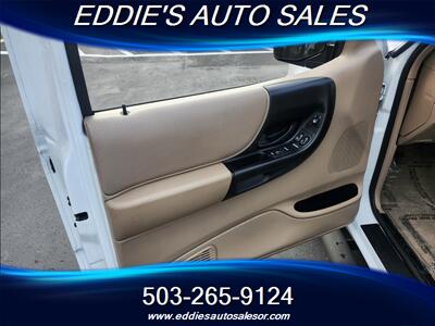 2000 Ford Ranger XLT  ((ONLY 19K))   - Photo 16 - Gresham, OR 97080