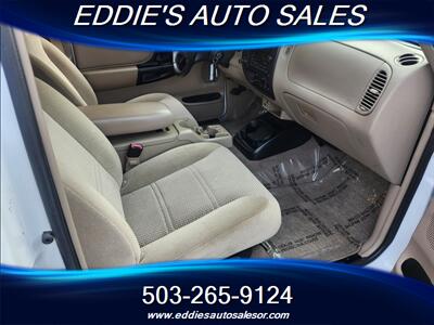 2000 Ford Ranger XLT  ((ONLY 19K))   - Photo 8 - Gresham, OR 97080