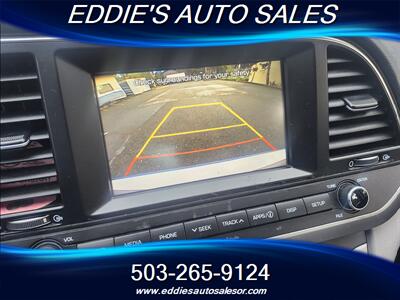 2017 Hyundai ELANTRA SE   - Photo 12 - Gresham, OR 97080