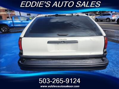 1992 Oldsmobile Custom Cruiser   - Photo 4 - Gresham, OR 97080