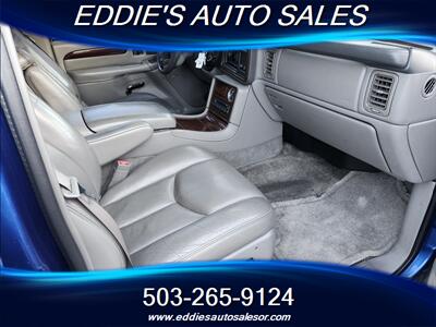 2003 Cadillac Escalade EXT ONE OWNER - Photo 10 - Gresham, OR 97080
