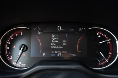 2023 Toyota RAV4 LE   - Photo 11 - Surrey, BC V4N 0V9