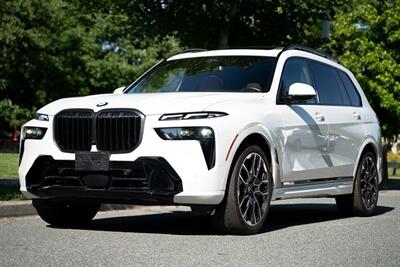 2023 BMW X7 xDrive40i Sports Activity Vehicle   - Photo 1 - Surrey, BC V4N 0V9