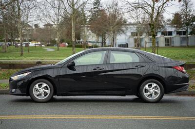 2022 Hyundai ELANTRA SEL IVT   - Photo 5 - Surrey, BC V4N 0V9