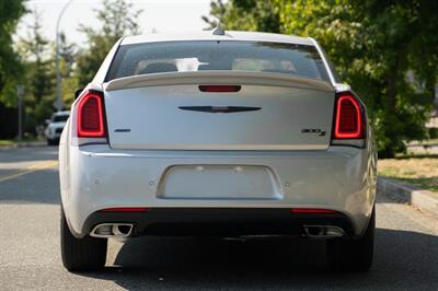 2022 Chrysler 300 Series 300S   - Photo 5 - Surrey, BC V4N 0V9