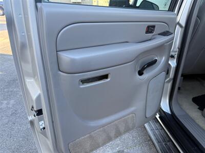 2005 Chevrolet Suburban 1500 LT - Photo 13 - Spokane, WA 99212