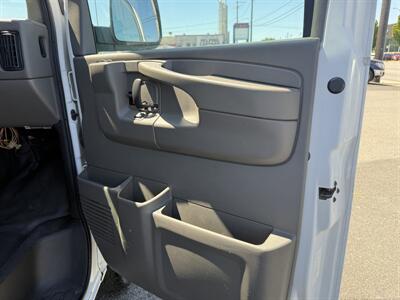 2005 Chevrolet Express 3500   - Photo 17 - Spokane, WA 99212