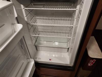 2015 Jayco FEATHER LIGHT X23B  HYBRID - Photo 28 - Rochelle, IL 61068