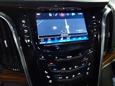 2016 Cadillac Escalade ESV Luxury Collection  6.2 4X4 - Photo 17 - Rochelle, IL 61068