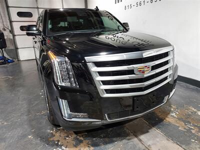 2016 Cadillac Escalade ESV Luxury Collection  6.2 4X4 - Photo 42 - Rochelle, IL 61068