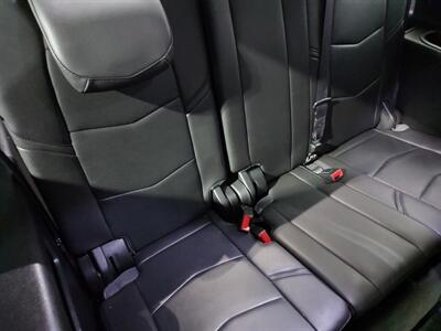 2016 Cadillac Escalade ESV Luxury Collection  6.2 4X4 - Photo 34 - Rochelle, IL 61068