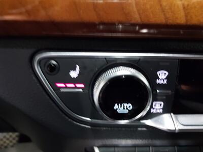 2021 Audi Q5 quattro Premium 45 TFSI   - Photo 28 - Rochelle, IL 61068