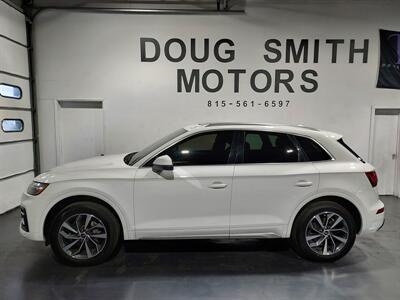2021 Audi Q5 quattro Premium 45 TFSI   - Photo 2 - Rochelle, IL 61068