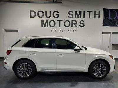 2021 Audi Q5 quattro Premium 45 TFSI   - Photo 1 - Rochelle, IL 61068