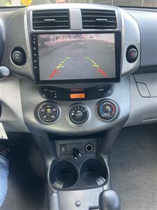 2011 Toyota RAV4   - Photo 8 - Bridgeton, NJ 08302