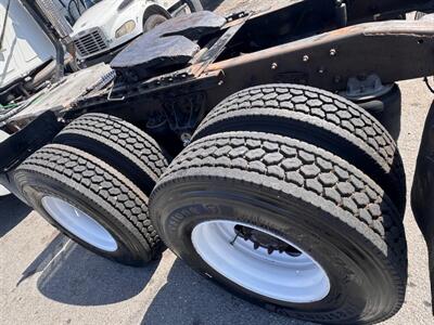 2000 Mack E7 ENGINE CH613   - Photo 4 - Bridgeton, NJ 08302