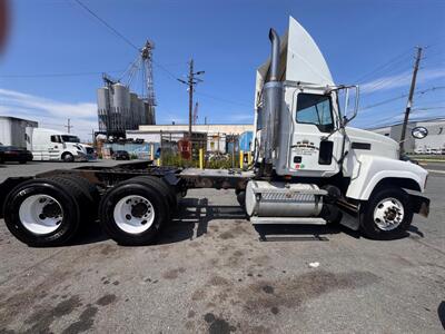 2000 Mack E7 ENGINE CH613   - Photo 5 - Bridgeton, NJ 08302