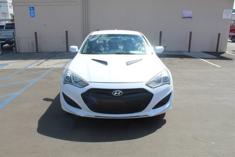 2013 Hyundai Genesis Coupe 2.0T R-Spec  