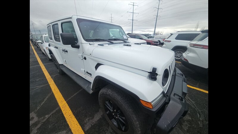 2023 Jeep Wrangler Sahara Altitude  