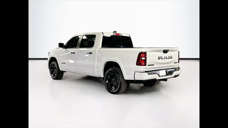 2025 RAM 1500 Big Horn - Photo 5 - Albany, GA 31721