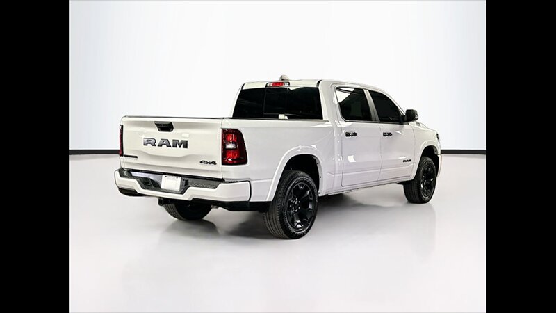 2025 RAM 1500 Big Horn - Photo 7 - Albany, GA 31721
