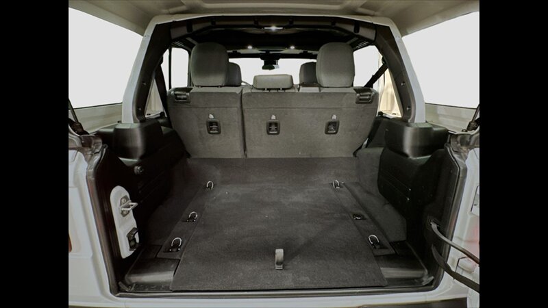 2025 Jeep Wrangler Sahara - Photo 23 - Albany, GA 31721