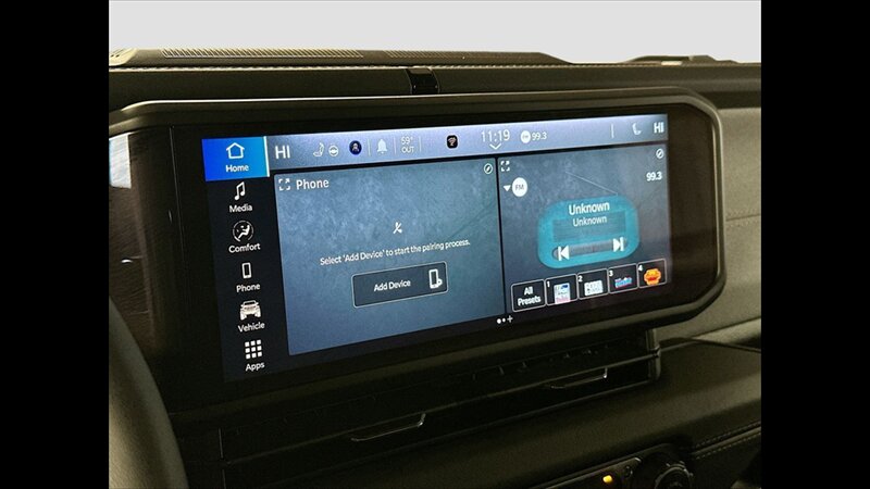 2025 Jeep Wrangler Sahara - Photo 13 - Albany, GA 31721