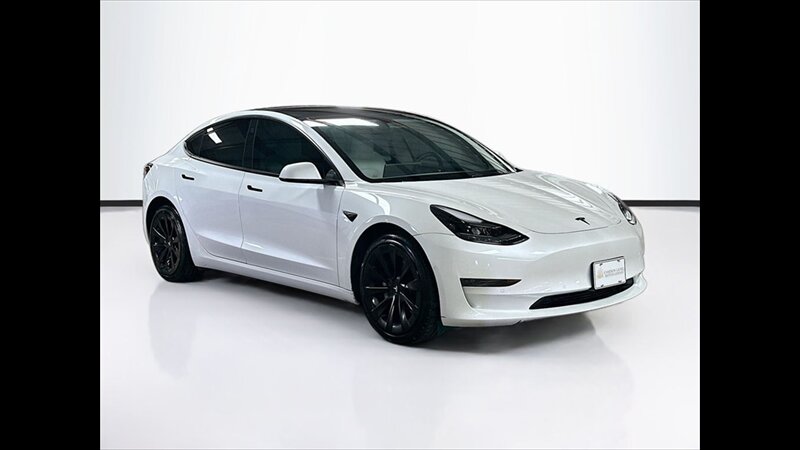 2022 Tesla Model 3   - Photo 1 - Albany, GA 31721