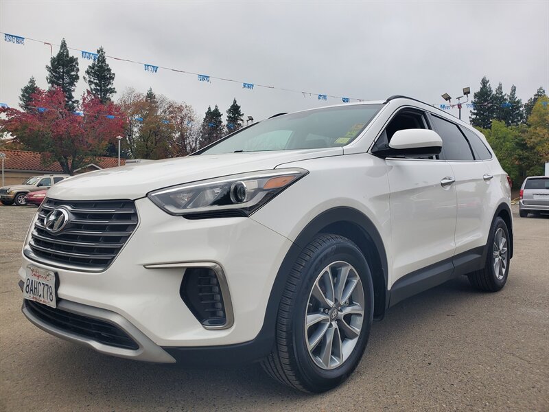 2017 Hyundai SANTA FE SE  