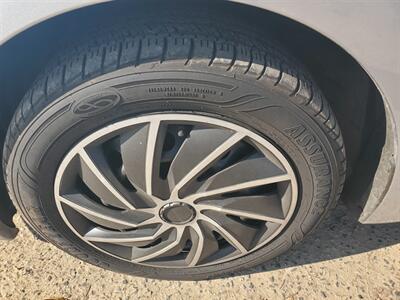 2017 Subaru Impreza 2.0i - Photo 14 - Fresno, CA 93722