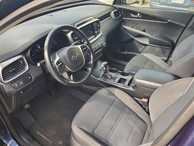 2020 Kia Sorento LX   - Photo 10 - Fresno, CA 93722