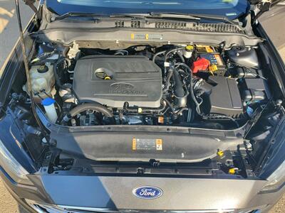 2018 Ford Fusion SE   - Photo 12 - Fresno, CA 93722