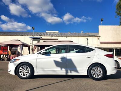 2017 Hyundai ELANTRA SE - Photo 3 - Fresno, CA 93722