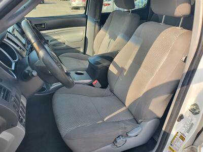 2015 Toyota Tacoma PreRunner V6 - Photo 7 - Fresno, CA 93722
