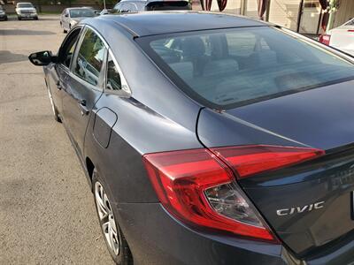 2018 Honda Civic LX   - Photo 14 - Fresno, CA 93722