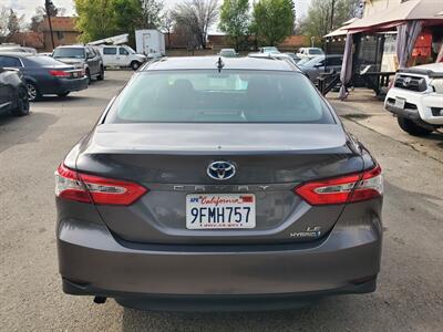 2019 Toyota Camry Hybrid LE - Photo 6 - Fresno, CA 93722