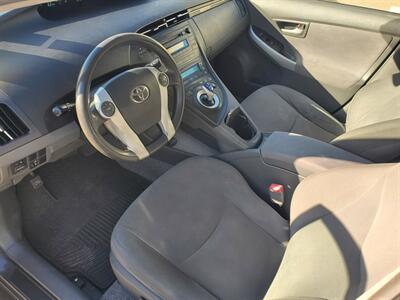 2010 Toyota Prius IV   - Photo 9 - Fresno, CA 93722