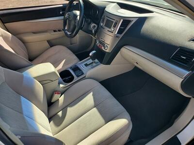 2014 Subaru Outback 2.5i Premium   - Photo 10 - Fresno, CA 93722