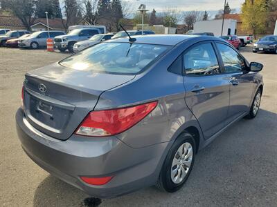 2016 Hyundai ACCENT SE   - Photo 4 - Fresno, CA 93722