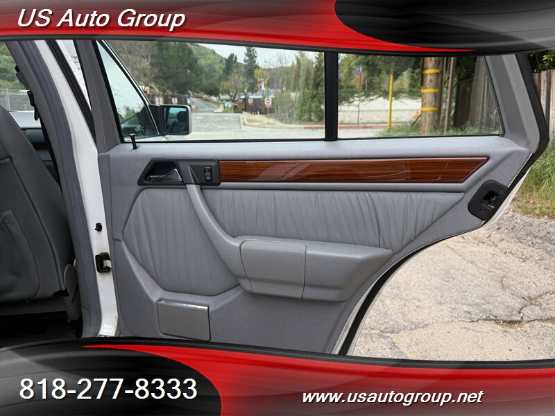 1995 Mercedes-Benz E 320 WAGON - Photo 19 - San Fernando, CA 91340